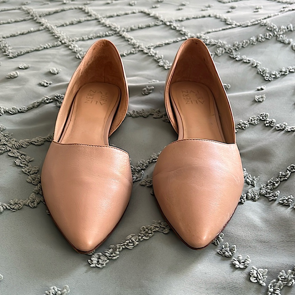 Nude NATURALIZER Samantha Flats Size 9